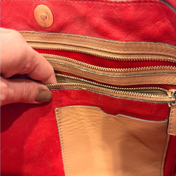 Authentic Valentino Rockstud Tan Leather Tote Bag - Picture 4 of 12